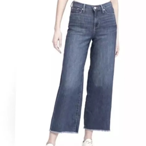 Banana Republic Denim - Banana Republic high rise wide leg crop size 26. Raw hem